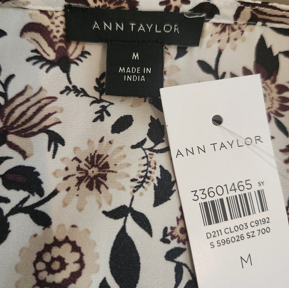 Ann Taylor, size medium, winter white - Picture 4 of 5